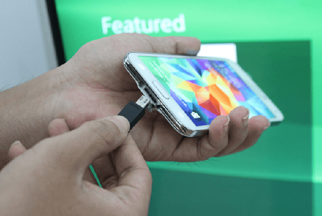 Kết nối điện thoại với tivi Samsung bằng MHL