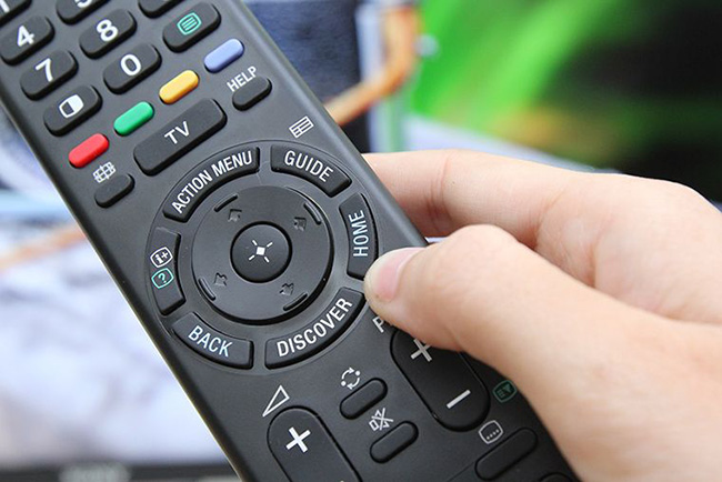 Nguyên nhân 1: Nhấn nút Tắt tiếng trên điều khiển từ xa của TV